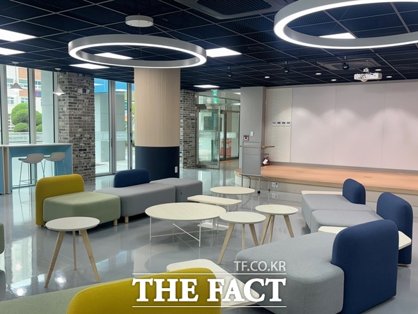 대전여자상업고등학교 미래관 1층 두드림센터 전경./대전시교육청