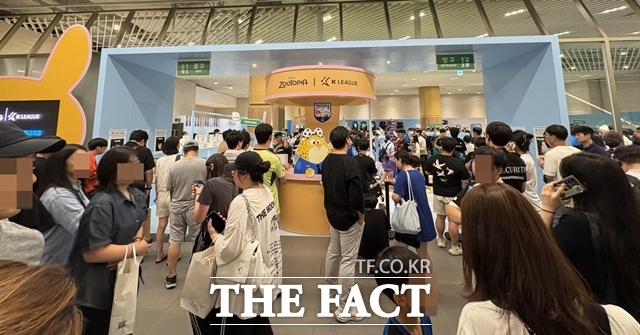 BGF리테일이 운영하는 CU편의점이 K리그, 디즈니코리아와 함께 K-리그 주토피아 팝업스토어를 열었다. /문화영 기자