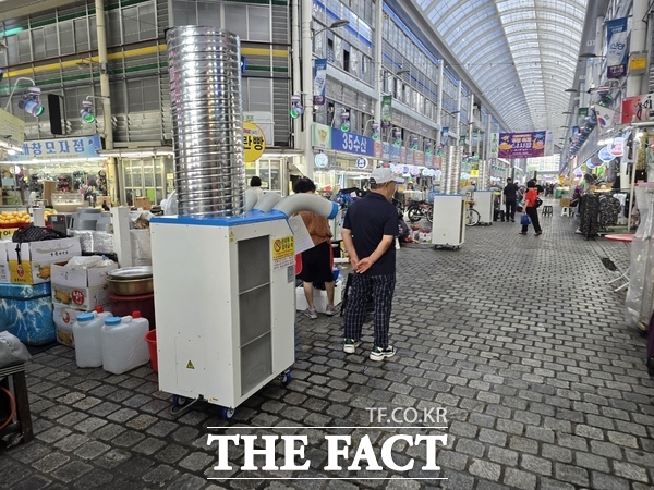대전 중앙시장에 설치된 냉풍기의 모습./대전시
