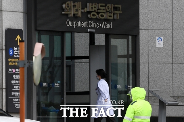 보건복지부는 의사인력 수급추계위원회 위원 15명을 위촉했다고 31일 밝혔다. 사진은 지난 5월 9일 연세대학교 세브란스병원 / 사진=서예원 기자