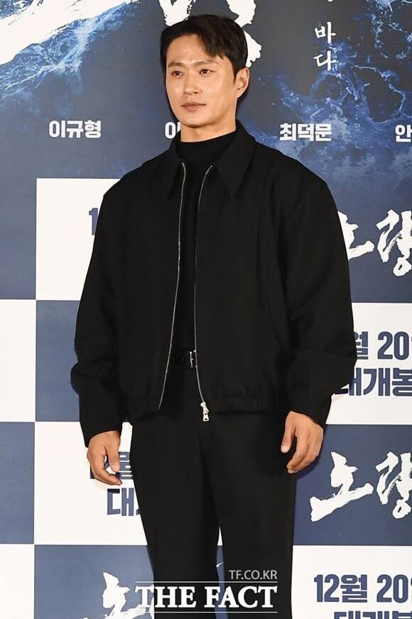 배우 김성규가 소속사 컴퍼니온과 전속계약을 체결했다. /장윤석 기자