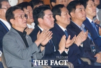  민주당 전당대회 참석한 국무총리와 대통령 비서실장 [포토]