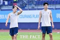  손흥민-양민혁 '토트넘의 현재와 미래' [TF사진관]