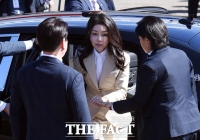  줄줄이 특검 앞으로 …김건희 출석 앞두고 '혐의 다지기'