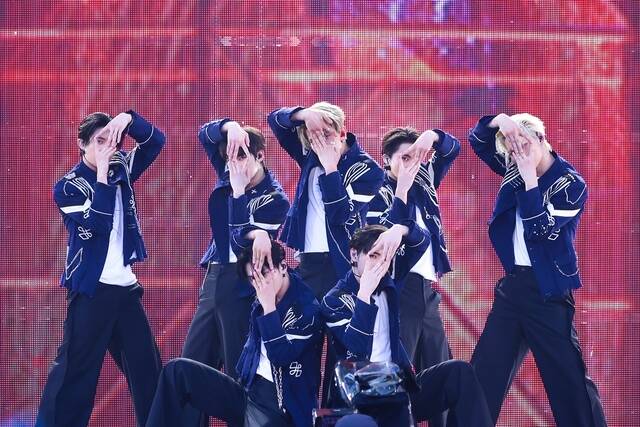 엔하이픈이 2~3일 일본 오사카 얀마 스타디움 나가이에서 월드 투어 일본 콘서트를 성황리에 마쳤다. /빌리프랩