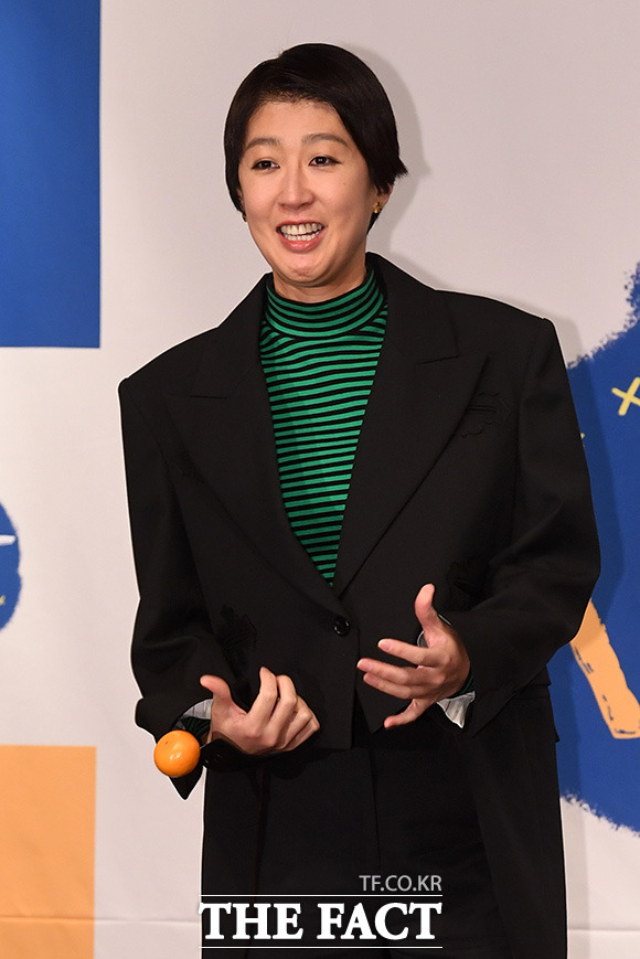 방송인 홍진경이 결혼 22년 만에 합의 이혼을 선택한 가운데 자세한 입장은 유튜브를 통해 전할 예정이다. /더팩트 DB