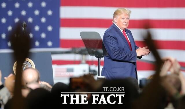 전문가들은 트럼프 대통령이 요구하는 국방비 지출 증가는 선언적 의미가 강하다고 해석했다. 사진은 지난 2019년 6월 30일 트럼프 대통령이 경기 평택시 주한미군 오산 공군기지에서 연설하는 모습. /뉴시스