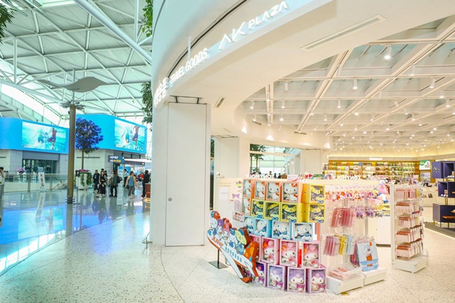 제주항공은 인천국제공항 제1여객터미널 3층 AK플라자에서 제주항공X산리오캐릭터즈 기획상품 팝업스토어를 이달 말까지 운영한다고 6일 밝혔다. /제주항공