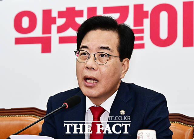 송언석 국민의힘 비상대책위원장 겸 원내대표가 7일 오전 서울 여의도 국회에서 열린 비상대책위원회의에 참석해 모두발언을 하고 있다. /국회=배정한 기자