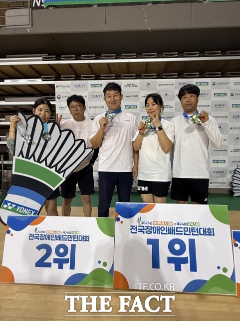 왼쪽부터 김미선, 최석하, 김병남, 이연경, 이상권 선수 /세종시