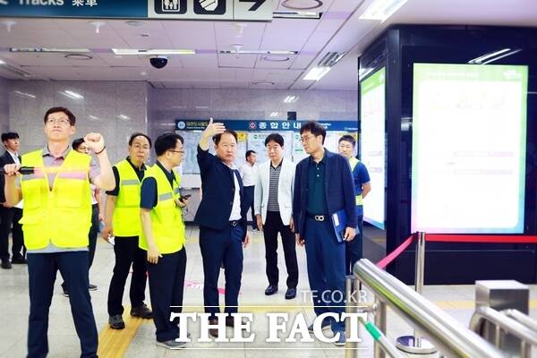 대전교통공사는 6일 중앙로역과 대전역에서 사장주관 최종 현장지도 점검 및 군집대응 모의훈련을 실시했다./대전교통공사