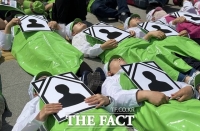  급식노동자 14명 폐암 산재 사망…