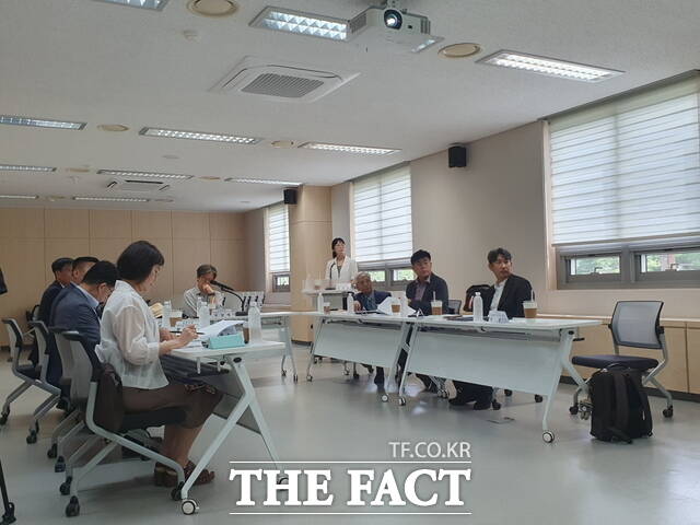 천안시는 축구역사박물관 초기 한국 축구사 심화 학술연구 용역 최종보고회 및 건립자문위원회를 개최했다./천안시