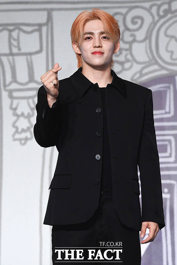 그룹 세븐틴 리더 에스쿱스가 8월 8일인 자신의 생일을 맞아 팬들의 사랑을 되돌려드리고 싶다며 5000만 원을 기부했다. /더팩트 DB