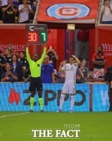  [속보] LAFC 손흥민, 美 MLS 역사적 데뷔전 PK 동점골 유도