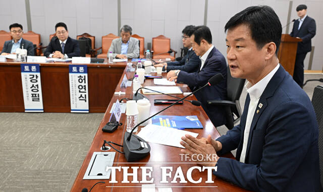 박 의원은 범죄수익은닉의 규제 및 처벌 등에 관한 법률 일부 개정안을 대표발의했다.