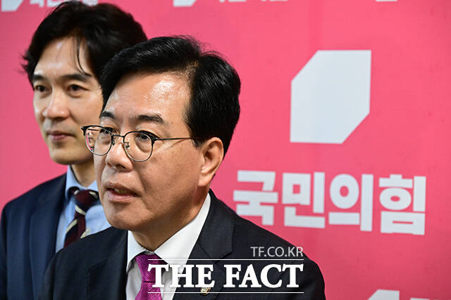 송언석 국민의힘 비상대책위원장 겸 원내대표가 11일 서울 여의도 국회에서 광복절 특별사면 발표와 관련해 입장을 밝히고 있다. /국회=남윤호 기자