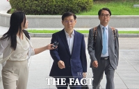  '尹 체포 방해 혐의' 박종준 전 경호처랑 내란특검 출석 [TF사진관]