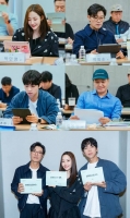  '컨피던스맨 KR' 박민영·박희순, 환상의 팀워크 케미 예고