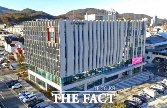 포천시청사 전경./포천