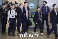  특검에 연행되는 '김건희 집사' 김예성 [포토]