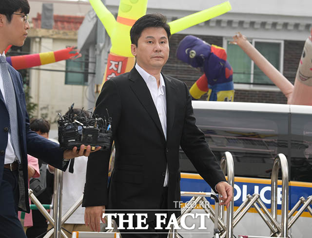 서울 마포경찰서는 13일 양현석 YG엔터테인먼트 총괄 프로듀서와 가수 지드래곤을 저작권법 위반 혐의로 입건했다고 밝혔다. /김세정 기자