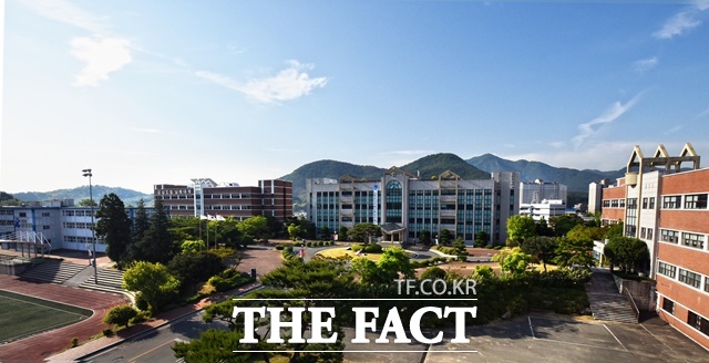 경남도립남해대학 전경. /경남도립남해대학