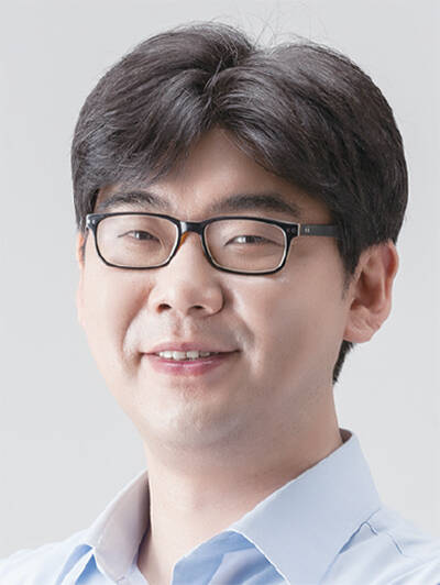 송치형 두나무 회장이 올 상반기 보수로 44억원을 수령했다. /두나무