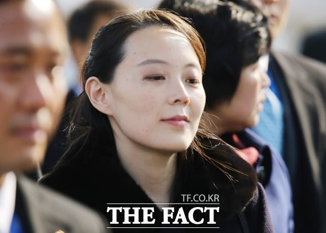 북한은 지난 14일 김여정 노동당 부부장 담화를 통해 정부의 대북 유화책을 깎아내리며 적대적 두 국가 관계의 영구화를 재확인했다. 김 부부장은 김정은 북한 국무위원장의 입으로 통한다. /더팩트DB