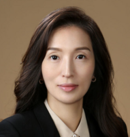  성래은 영원무역 부회장, 상반기 62억원 보수…전년비 무려 276% 급증