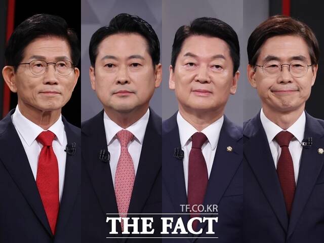 국민의힘 전당대회가 반탄파(탄핵반대) 대 찬탄파(탄핵찬성) 구도로 평행선을 달리고 있다. 최근 여론조사에서는 반탄 후보가 우위를 점하고 있어 찬탄 후보 간 단일화 요구 목소리가 나온다. (왼쪽부터) 김문수·장동혁·안철수·조경태 국민의힘 당대표 후보. /뉴시스