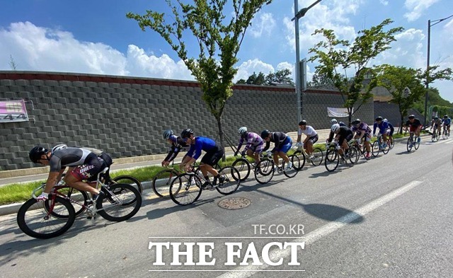 도로 훈련중인 수성팀 선수들./국민체육진흥공단