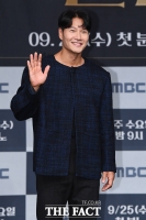  김종국, 깜짝 결혼 발표…