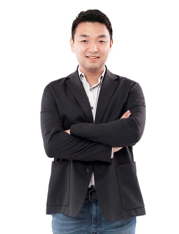 코인원이 차명훈·이성현 공동대표 체제에서 이성현 대표(사진)의 단독 경영 형태로 전환한다. /코인원