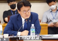  황운하 의원, '세종의사당·대통령 제2집무실 지연' 질타
