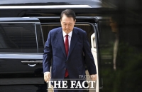  법원, 윤석열 기일변경 신청 불수용…'체포방해' 내달 26일 첫 재판