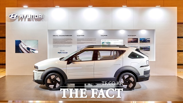 서울 코엑스에서 개최 중인 2025 세계경제학자대회에 마련된 현대차 전시부스 전경. /현대차