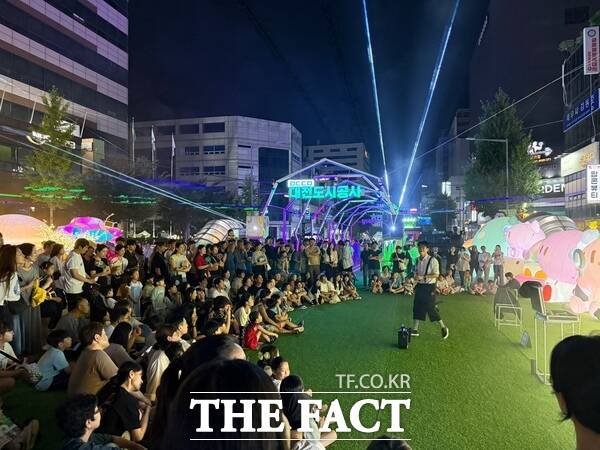 2025 대전 0시 축제 제로 플러그 공연 모습 /대전문화재단
