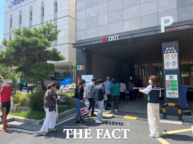 보령시가 을지연습 연계 비상상황 대피 훈련을 진행하는 가운데 시민들이 참여하고 있다. /보령시