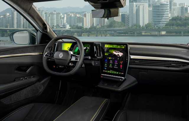 세닉 E-Tech 100% 일렉트릭 내장. /르노코리아