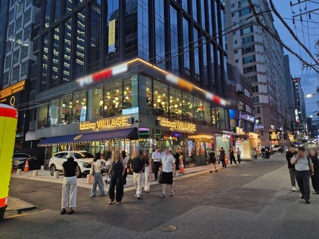 BBQ가 BBQ 강남점을 오픈했다. /제너시스BBQ 그룹