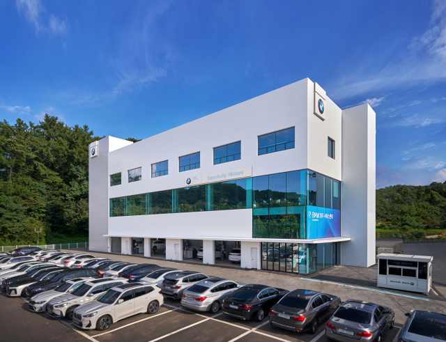 삼천리 모터스는 최근 충북 청주에 있는 BMW 청주 서비스센터를 연면적 1990.1㎡(약 601평) 규모 지상 3층 건물로 새롭게 단장했다. /삼천리 모터스