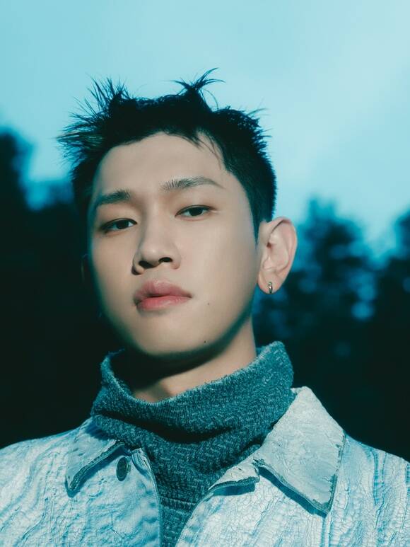 크러쉬가 오는 28일 새 미니 앨범 FANG을 발매한다. /피네이션