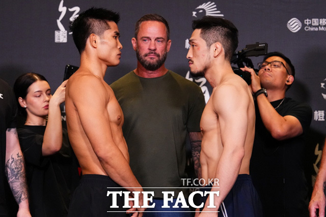 로드 투 UFC 상하이 포스터