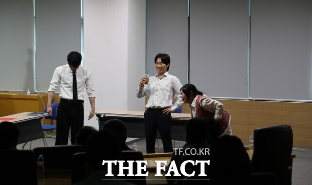 한국농어촌공사가 21일 맞춤형 갑질 예방 특강을 실시하고 있다./한국농어촌공사