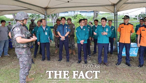 계룡시가 지난 20일 논산시와 공동으로 2025년 을지연습 실제 훈련을 실시했다./계룡시