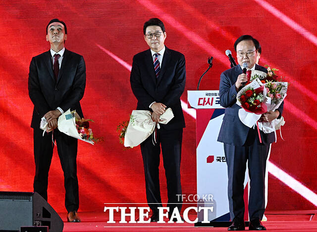 당선인사 하는 김재원 국민의힘 최고위원.