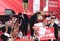  '반탄파' 김문수·장동혁 나란히 결선행…국힘 당권 향배는