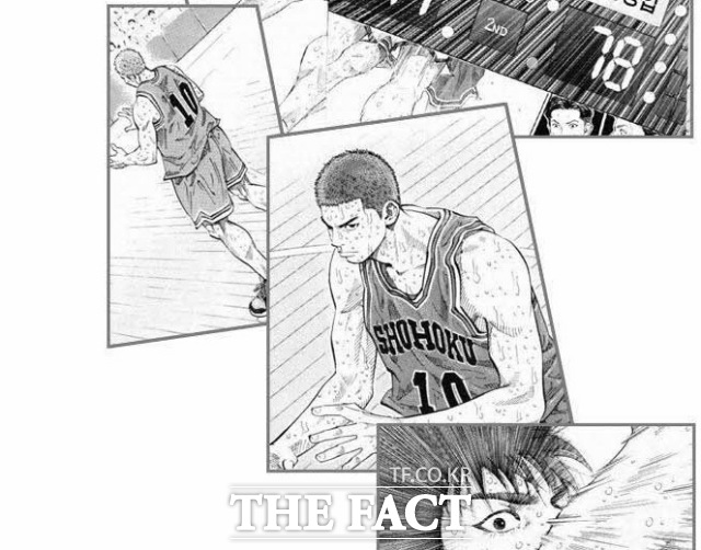 안 의원이 글과 함께 올린 만화 슬램덩크 명장면 중 하나. 강백호는 왼손은 거들 뿐이라고 혼자 속삭인 뒤 서태웅으로부터 공을 받아 팀을 승리로 이끄는 결승골을 터뜨린다. /슬램덩크