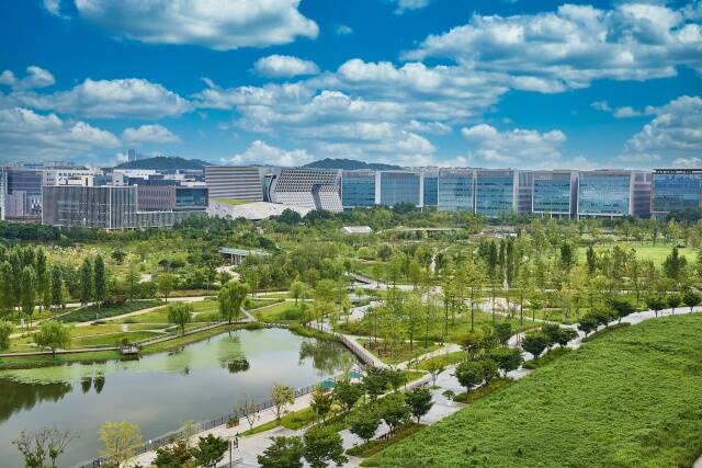 서울시가 마곡산업단지의 경쟁력을 높이고 지식산업센터의 공실 문제를 해소하기 위해, 기업 활동을 위축시켜 온 불필요한 규제를 과감히 완화한다. 마곡산업단지 전경. /서울시